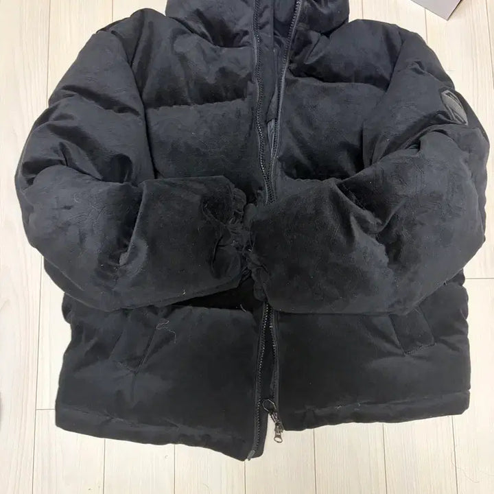 [BUNJANG] UFC Padded Jacket Bundle / Ufc패딩일괄 10->8