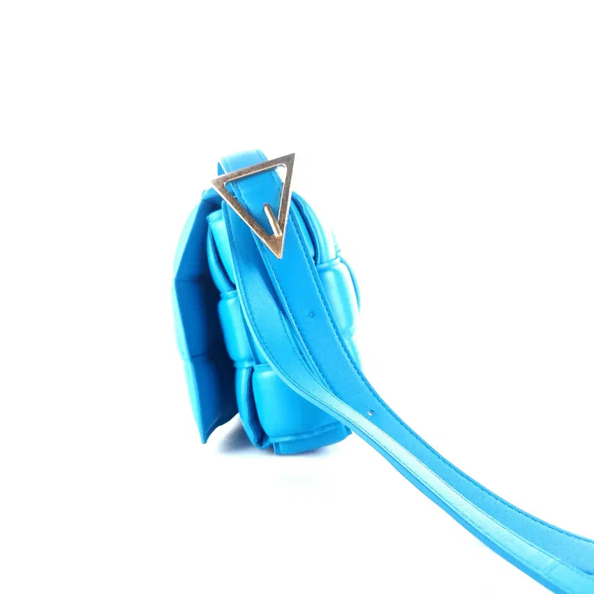 [BUNJANG] Bottega Veneta Cassette Padded Shoulder Bag / 보테가베네타 패딩 카세트 숄더백 크로스백