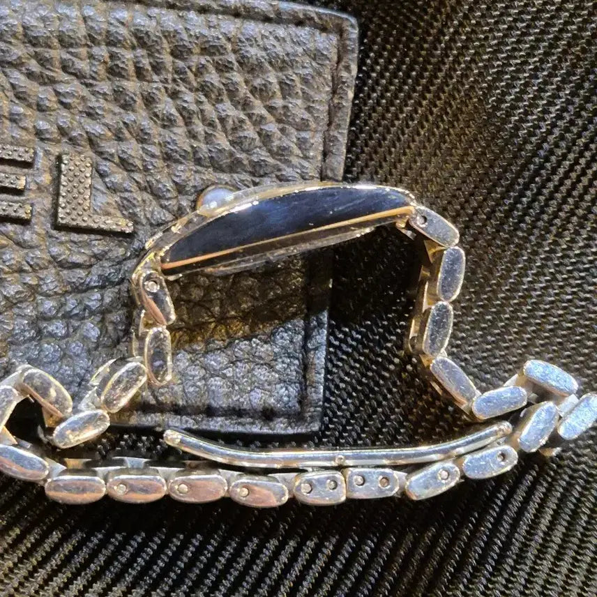 [SOLD OUT] 빈티지 여성용 발렌시아가 탱크 시계