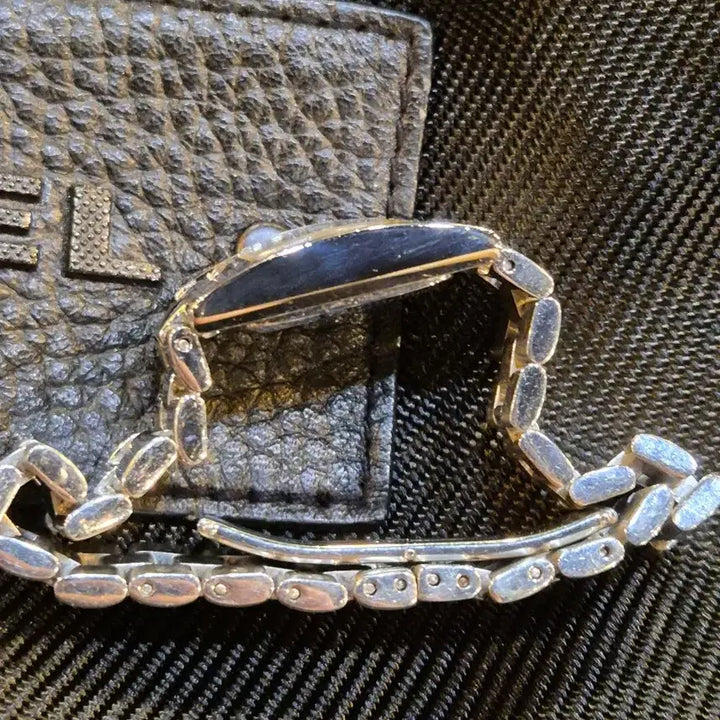 [SOLD OUT] 빈티지 여성용 발렌시아가 탱크 시계