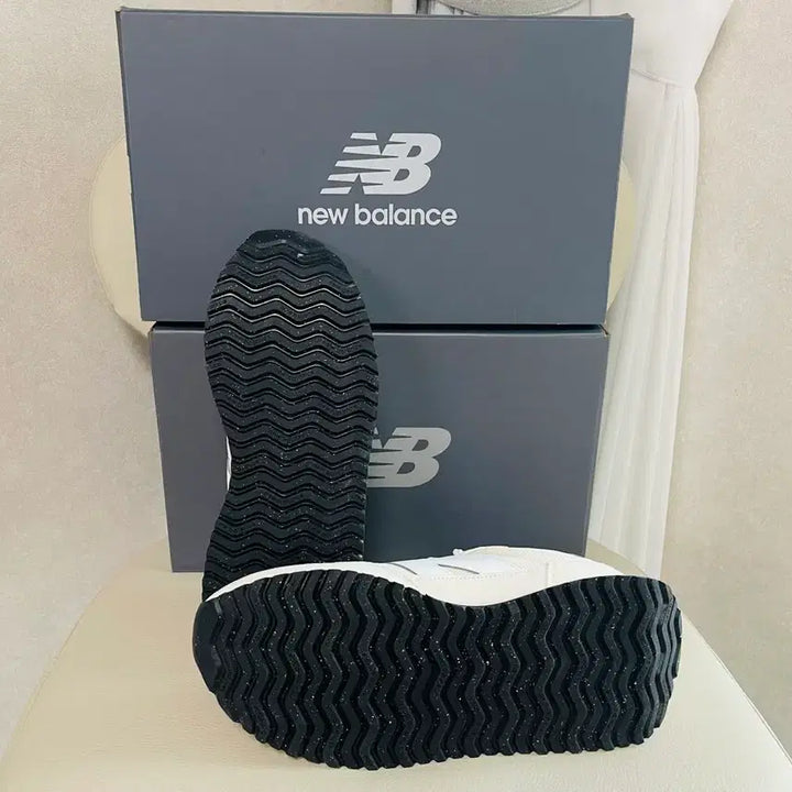 [BUNJANG] New Balance 237 Sneakers / 국내정품 뉴발란스 237 씨솔트 280 사이즈 새상품