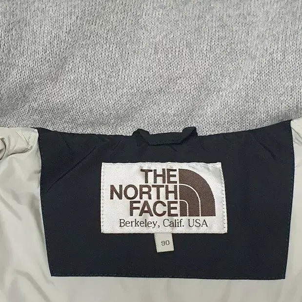 [BUNJANG] The North Face 700 White Label High Neck Padded Vest / 노스페이스 700 다운 화이트라벨 하이넥 니트 패딩조끼