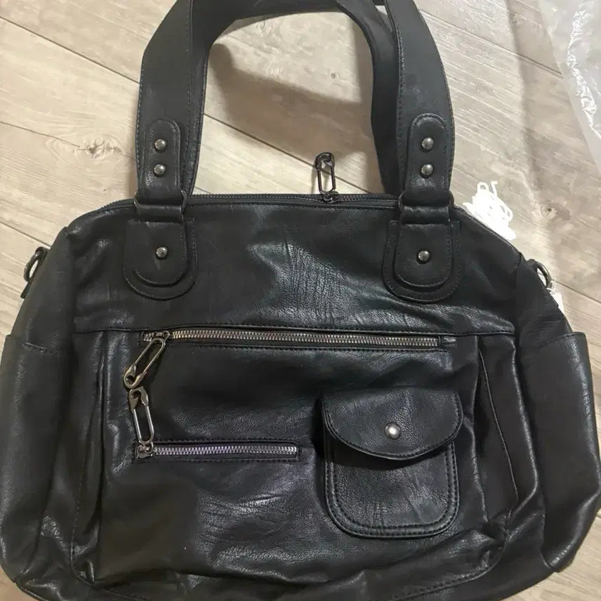[BUNJANG] Black Leather Tote Shoulder Bag / 새상품 블랙 가죽 토트백 숄더백