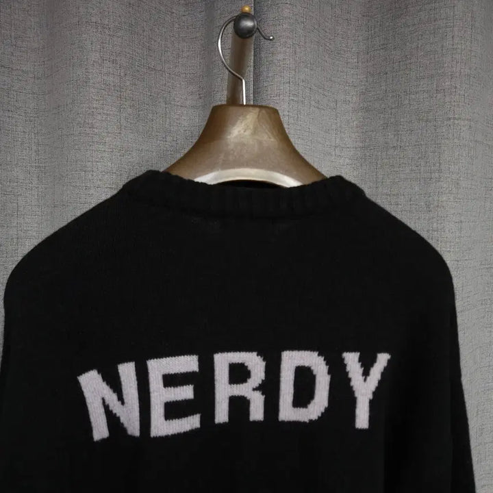 [BUNJANG] NERDY Back Logo Crew Neck Knit Sweater / L ) 널디 백로고 크루넥 니트
