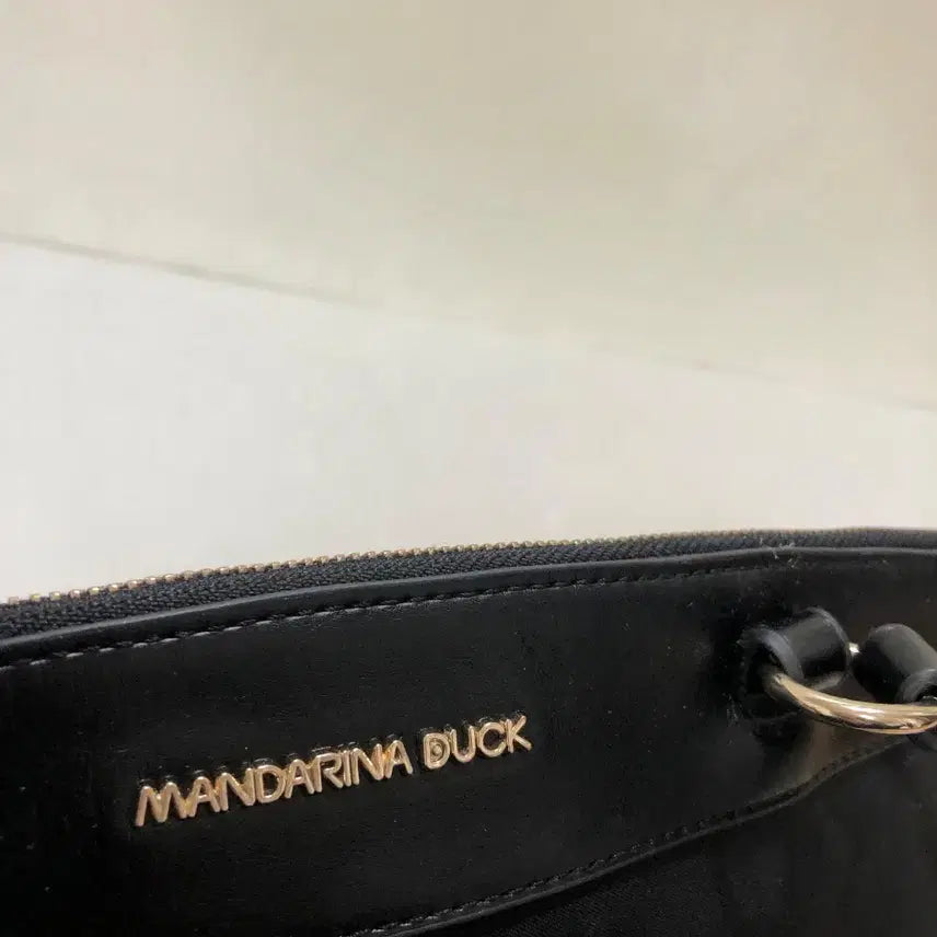 [BUNJANG] Mandarina Duck Shoulder Bag / 만다리나덕 숄더백@9920