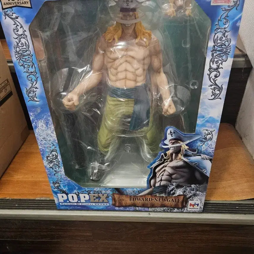[BUNJANG] Young Whitebeard POP EX Figure / 젊은 흰수염 pop ex
