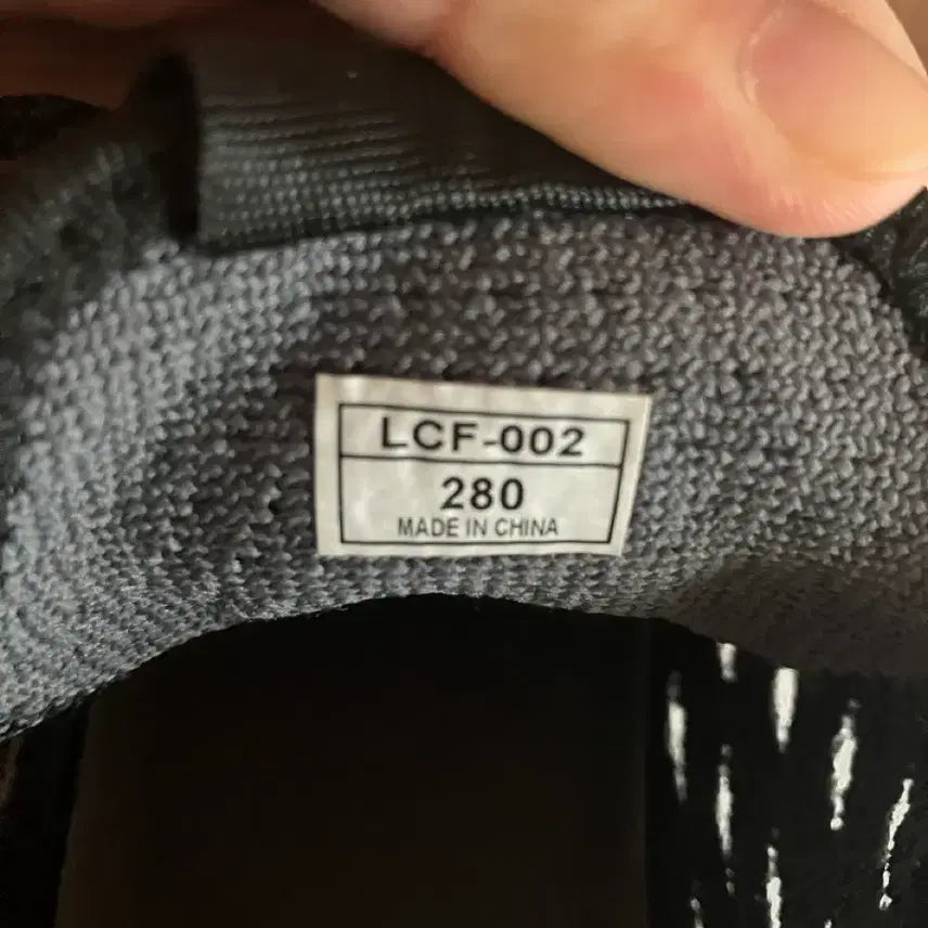 [BUNJANG] Black Mesh Sneakers 280mm / 검정 메쉬 운동화 280mm