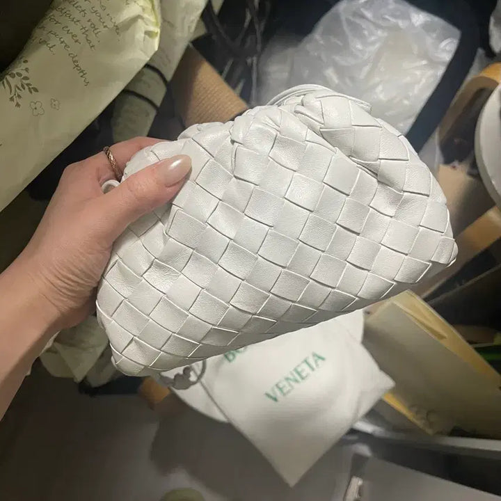 [BUNJANG] Bottega Veneta Mini Pouch / 정품) 보테가베네타 만두백 미니파우치 +세탁완료