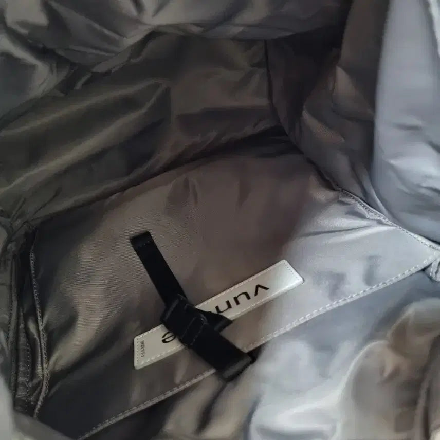 [BUNJANG] Vunque Hei Double Pocket Backpack (Large) - Gray / 분크 헤이 더블 포켓 백팩 라지 그레이