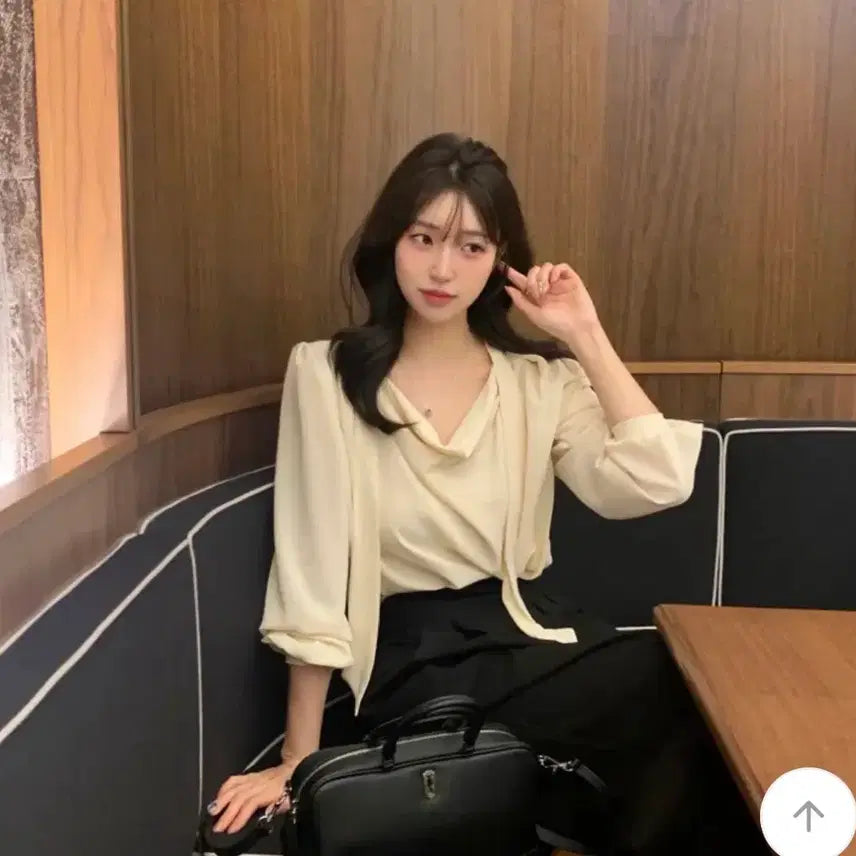 [BUNJANG] Ivory Ribbon Puff Sleeve Blouse / 아이보리 리본 블라우스 퍼프 긴팔