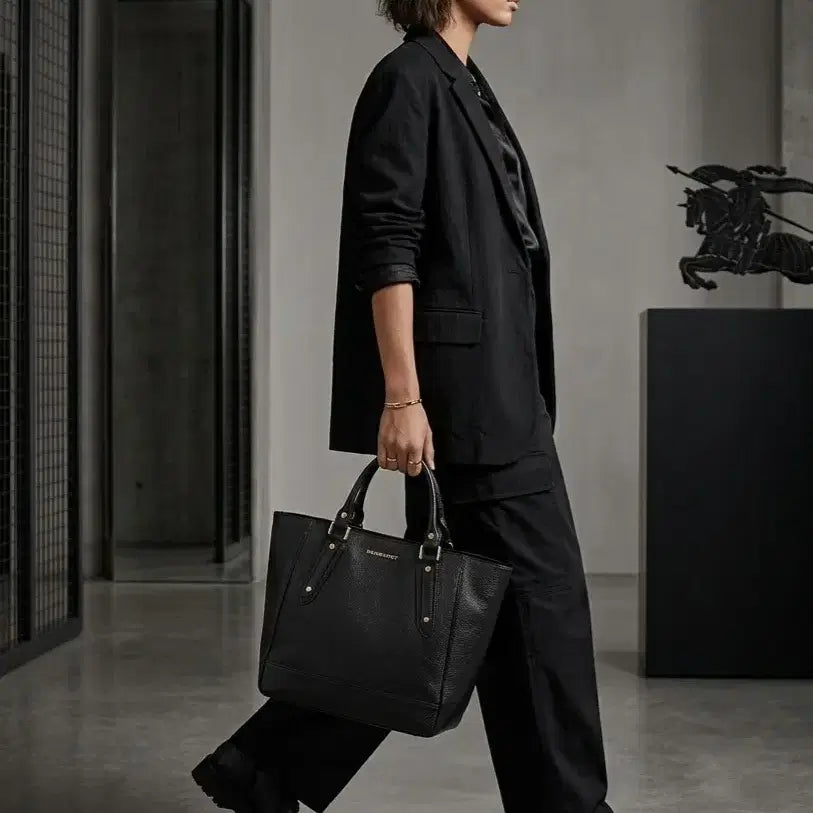 [BUNJANG] Burberry Somford Tote Bag Black L / 정품 버버리 가방 소머포드 토트백 블랙 L