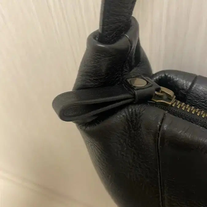 [BUNJANG] Yurte Shoulder Bag / 유르트 숄더백