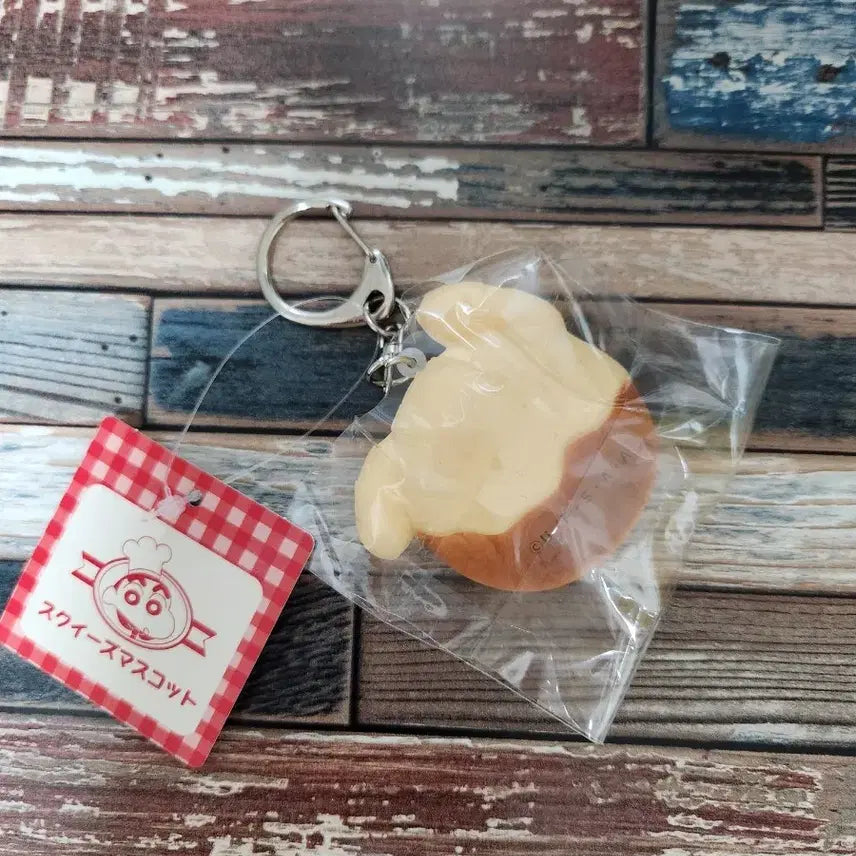 [BUNJANG] Crayon Shin-chan Bakery Cafe Whitey SQUISHY Keyring / 짱구 베이커리 카페 흰둥이 스퀴시 키링