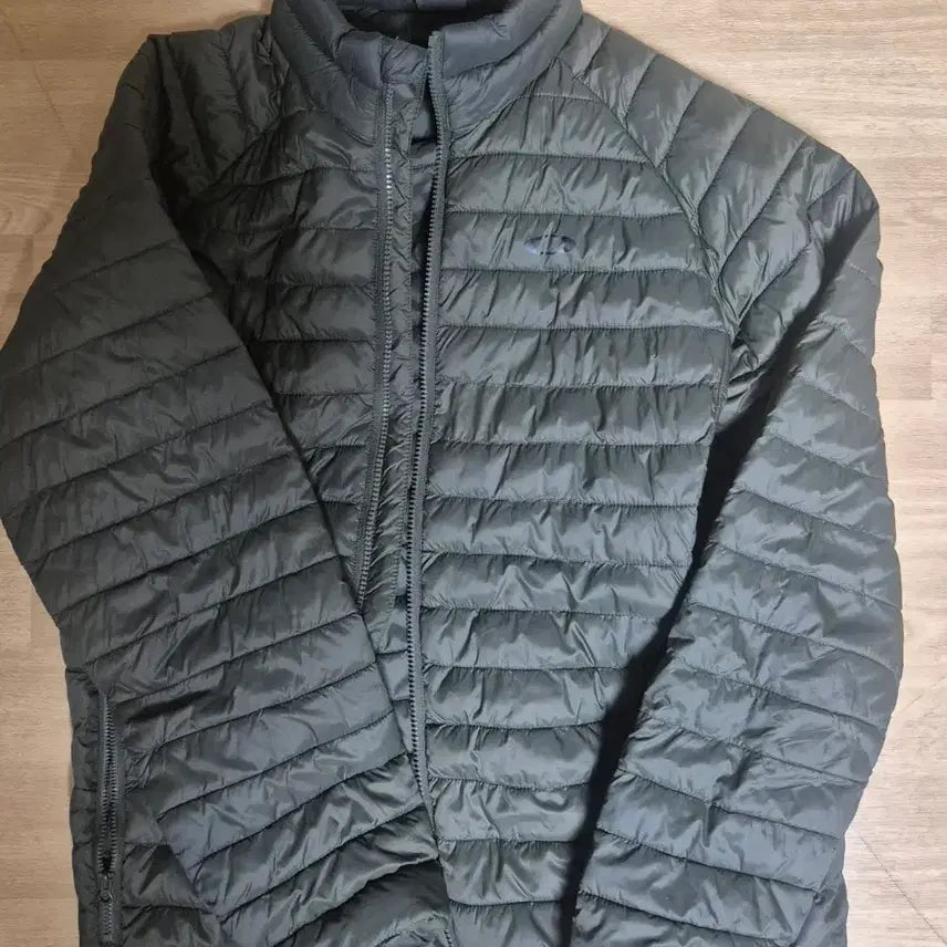 [BUNJANG] Oakley Lightweight Padded Jacket / 오클리 경량패딩