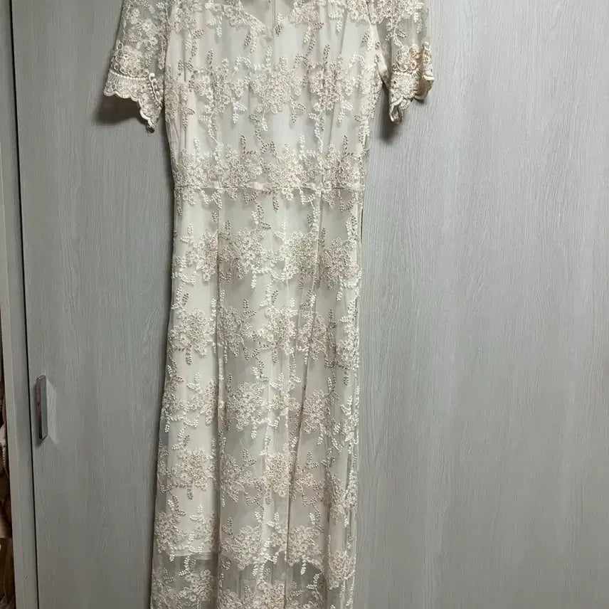 [BUNJANG] Lace Embellished Two-Piece Dress / 2부드레스 셀프스냅 브라이덜샤워 드레스