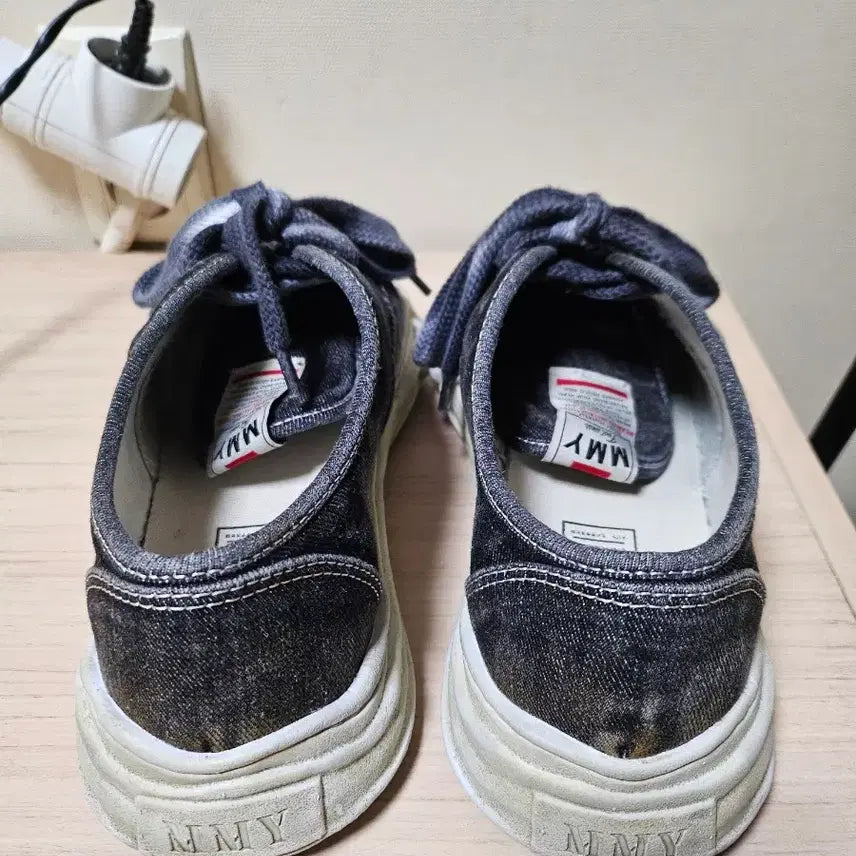 [BUNJANG] Mihara Yasuhiro Baker Washed Black Sneakers / [판매] 미하라야스히로 베이커 워시드 블랙 ( 42 )