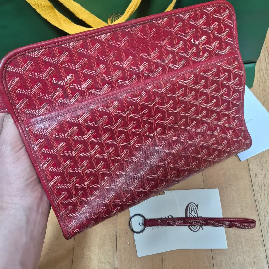 [BUNJANG] Goyard Jouvence GM Red Clutch with Keyring / 고야드 쥬방스 GM 레드