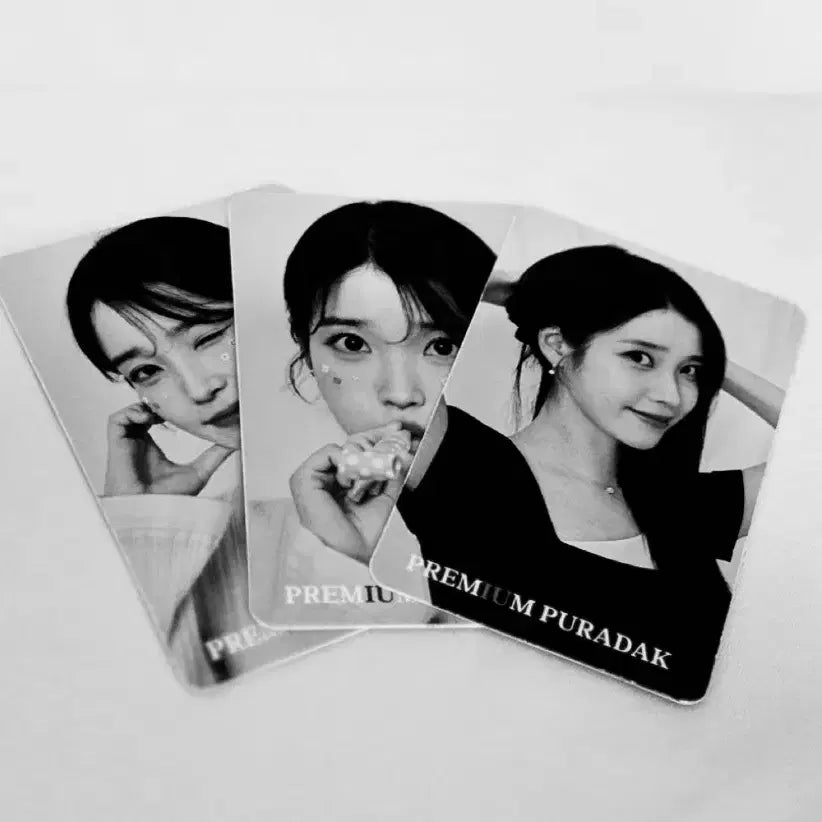 [BUNJANG] IU Fura-dak Premium Photocard Set / 아이유 퓨라닭 프리미엄 포토카드 세트