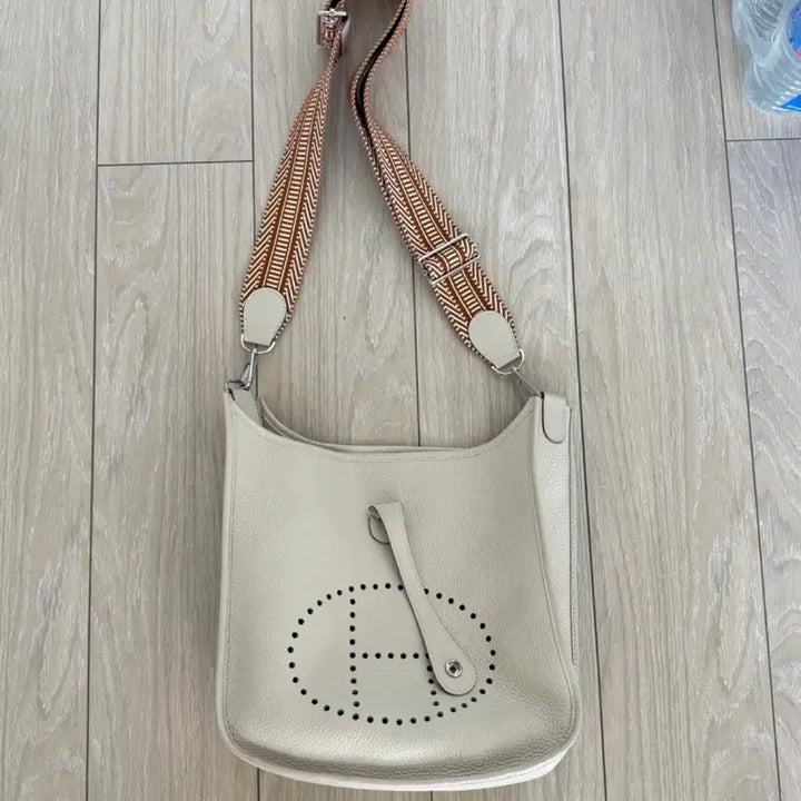 [BUNJANG] Hermès Evelyn GM Handbag / 에르메스 에블린 GM