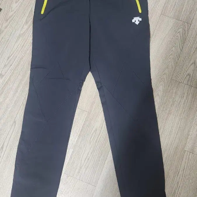[BUNJANG] Descente Running Pants / 데상트 러닝바지