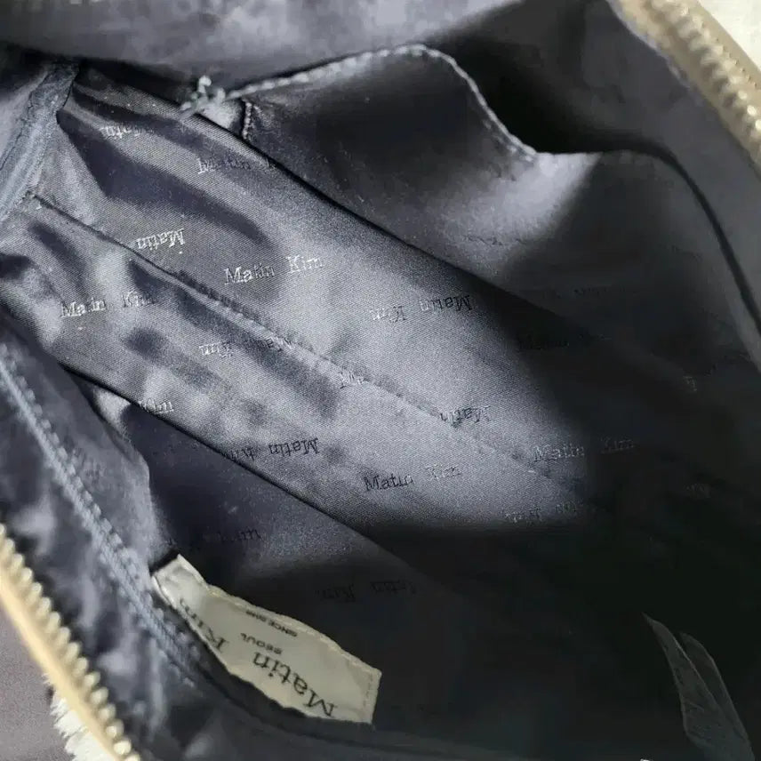 [BUNJANG] Matinkim Buckle Strap Shoulder Bag Beige / 마뗑킴 버클 스트랩 숄더백 베이지