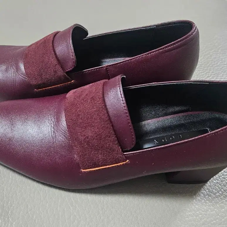 [BUNJANG] SODA Burgundy Suede Loafer Heels / 소다 SODA 버건디 스웨이드 로퍼힐