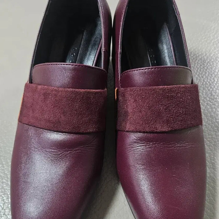 [BUNJANG] SODA Burgundy Suede Loafer Heels / 소다 SODA 버건디 스웨이드 로퍼힐