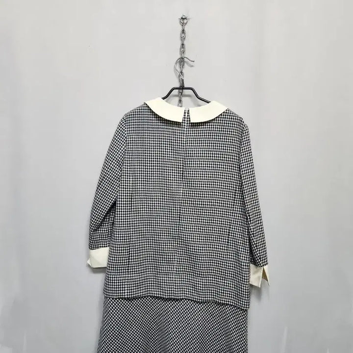 [BUNJANG] Andy & Debb Check Sailor Collar Dress / 앤디애뎁 체크 세일러 카라 원피스