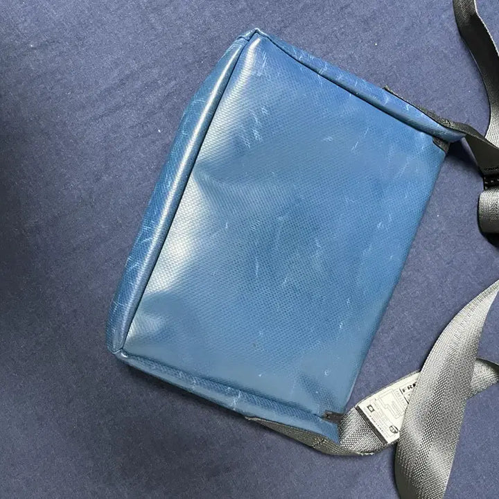 [BUNJANG] Freitag Lassi Messenger Bag / 프라이탁 라씨