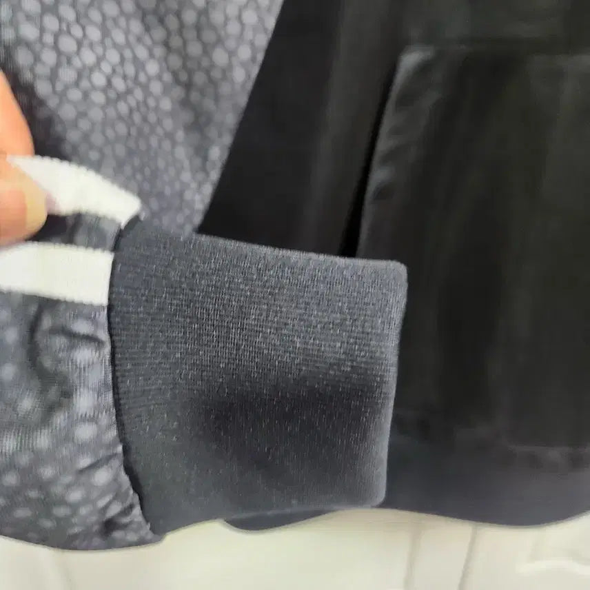 [BUNJANG] Adidas Trefoil Snake Pattern Hoodie / 아디다스 검정 후드티 트레포일 스네이크 패턴