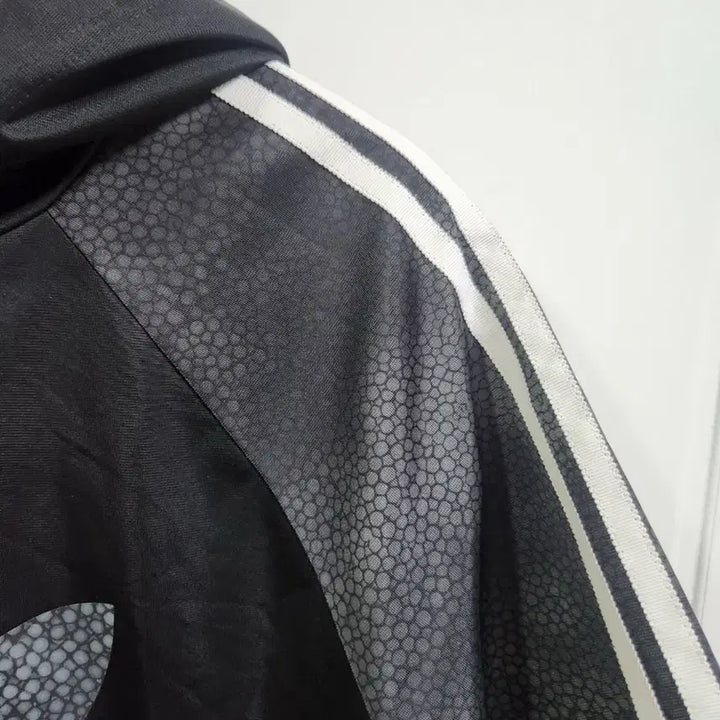 [BUNJANG] Adidas Trefoil Snake Pattern Hoodie / 아디다스 검정 후드티 트레포일 스네이크 패턴