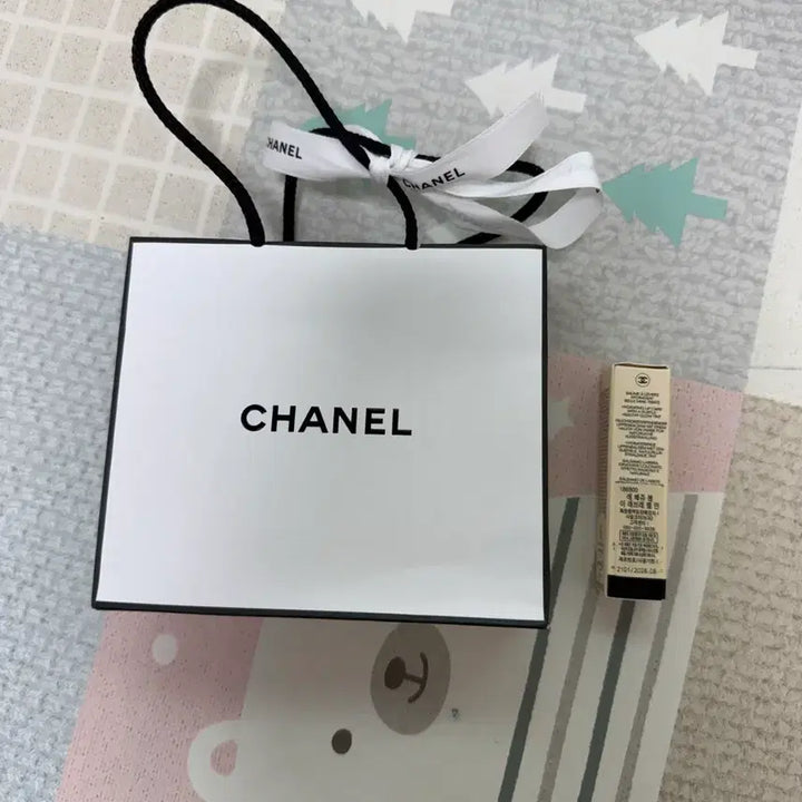 [BUNJANG] Chanel Les Beiges Lip Balm Medium / 샤넬 레베쥬 립밤 미디엄