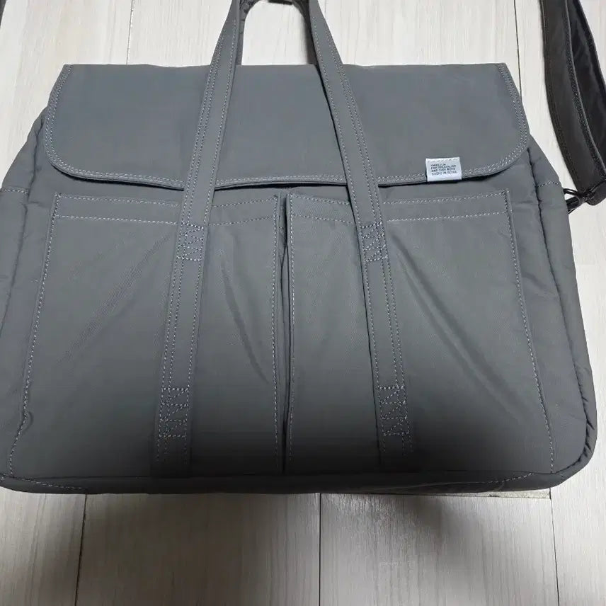 [BUNJANG] Switch Briefcase Crossbody Bag / 스위치 브리프케이스 크로스백