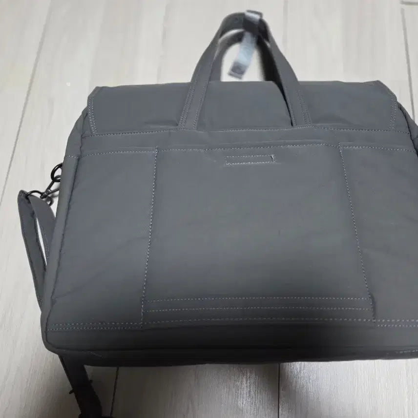 [BUNJANG] Switch Briefcase Crossbody Bag / 스위치 브리프케이스 크로스백