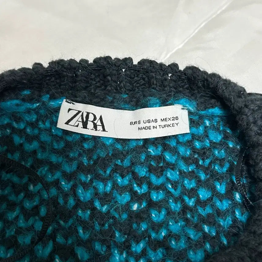 [BUNJANG] ZARA Patterned Knit Cardigan / ZARA 패턴 니트 가디건