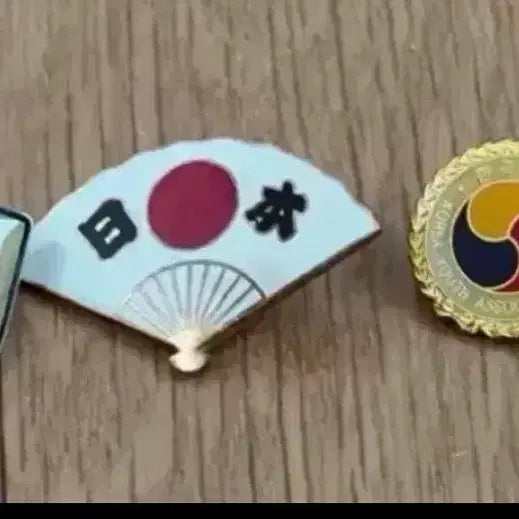 [BUNJANG] Various Badges / 뱃지 산뱃지 유엔뱃지 등