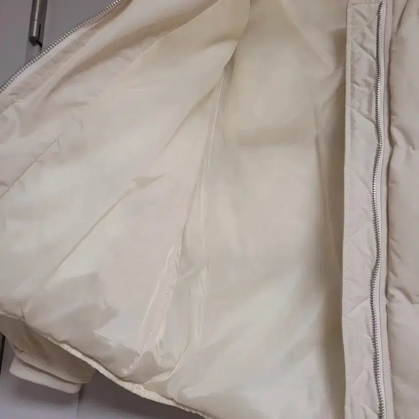 [BUNJANG] Ivory Down Padded Jacket / 아이보리 솜털 패딩