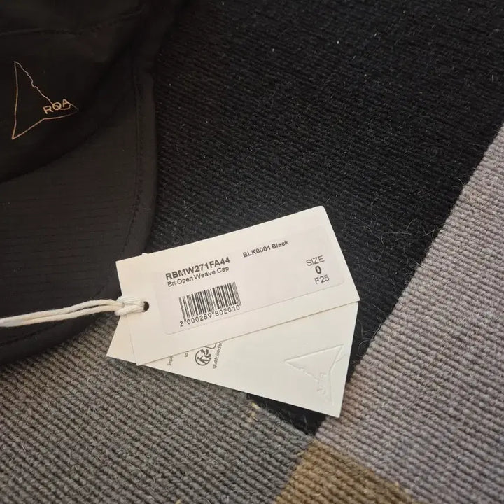[BUNJANG] ROA Hiking Bree Open Weave Cap Black Hat / ROA 로아 하이킹 브리 오픈 위브 캡 블랙 모자