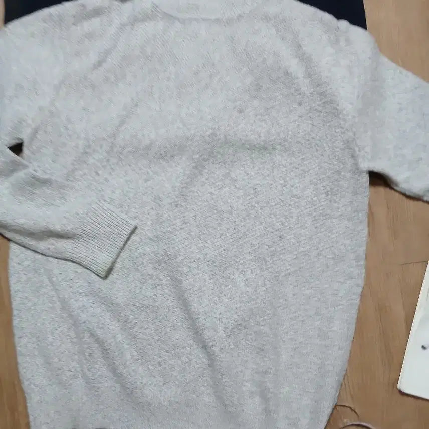 [BUNJANG] Ivory Turtleneck Knit Sweater / 아이보리색 터틀넥 니트 스웨터.105