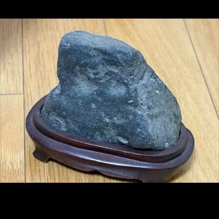 [BUNJANG] Stone Piercing Stone / 수석 관통석