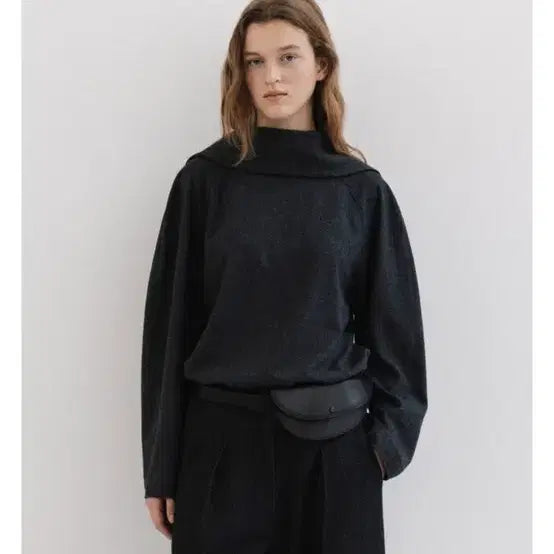 [BUNJANG] Moia High-Neck Blouse (Charcoal) / 모이아 high-neck blouse (charcoal)