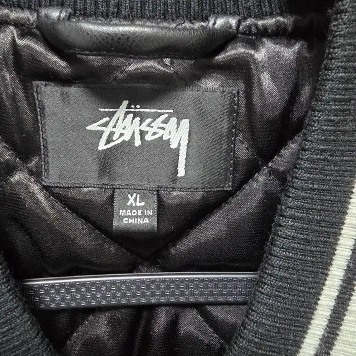 [BUNJANG] Stussy Varsity Jacket XL / 스투시 컴피티션 바시티 자켓 블랙 XL