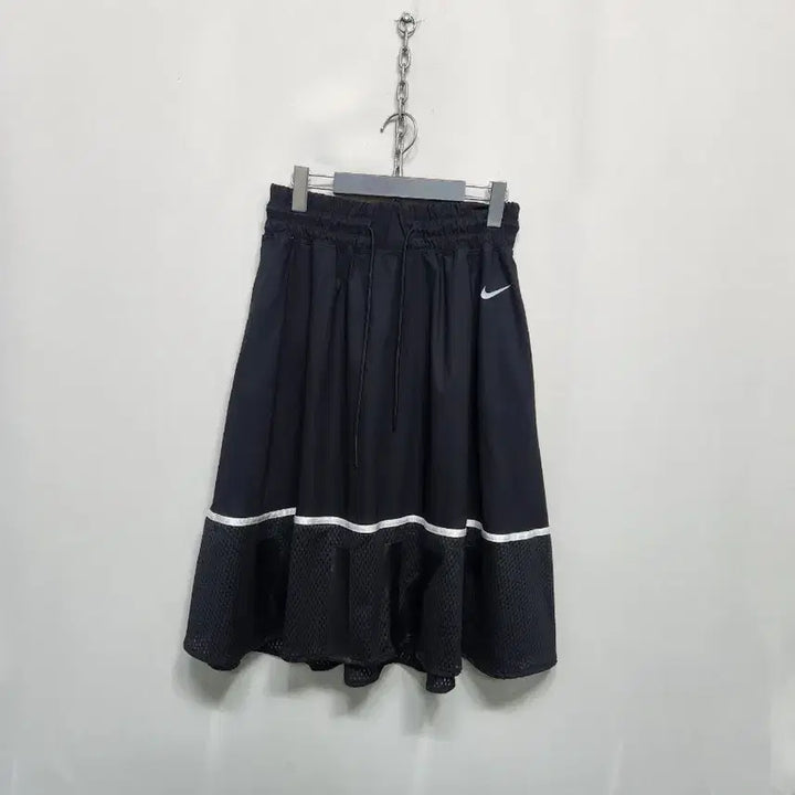 [BUNJANG] Nike Black Flare Mesh Point Skirt / 나이키 블랙 플레어 스커트 메쉬포인트