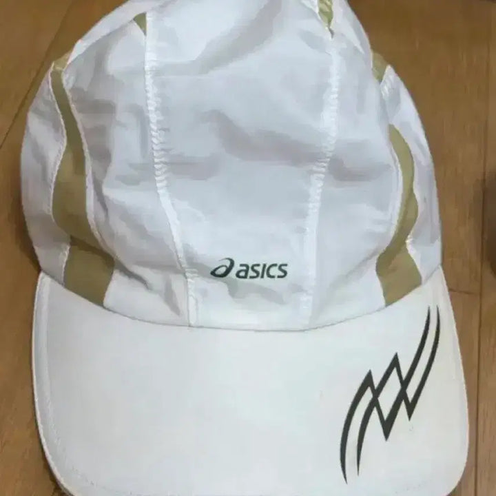 [BUNJANG] Asics White Ball Cap / 하얀모자 아식스 볼캡