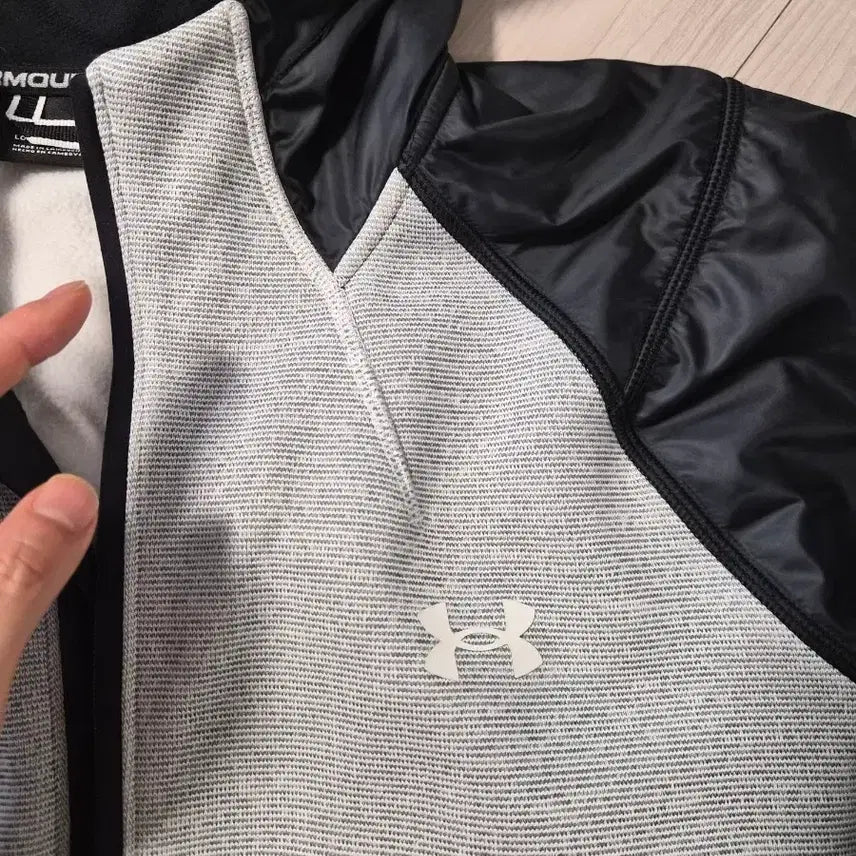 [BUNJANG] Under Armour UA Essential Storm Sweat Jacket / 언더아머(Under Armour)의 남성 UA 에센셜 스톰 스웨킷(Ess