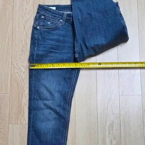 [BUNJANG] Calvin Klein Women's Jeans 27 / 미사용 캘빈클라인 여성용 청바지 27사이즈  (줄자사진 참고하시길요)