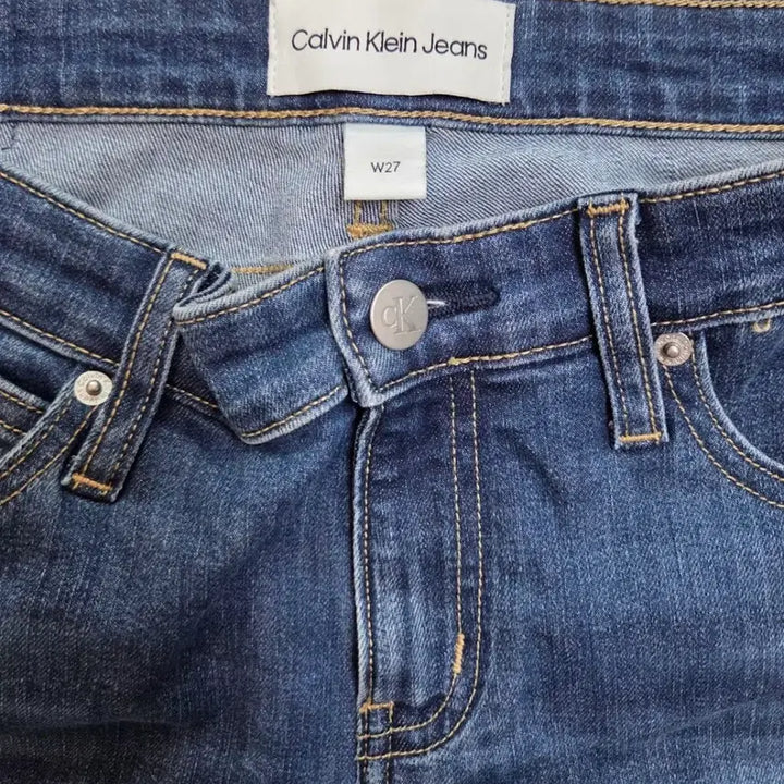 [BUNJANG] Calvin Klein Women's Jeans 27 / 미사용 캘빈클라인 여성용 청바지 27사이즈  (줄자사진 참고하시길요)