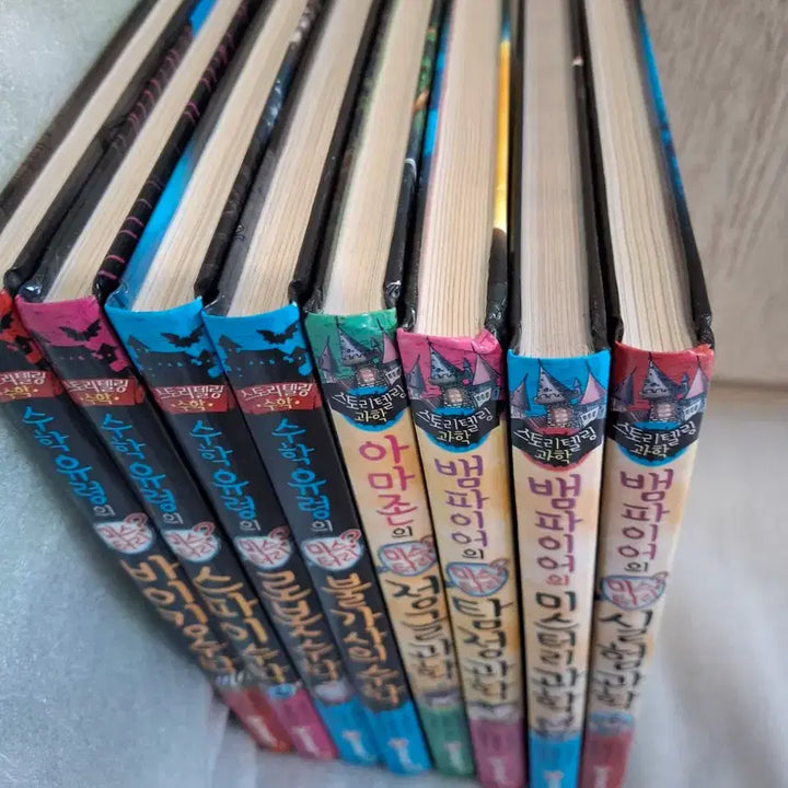 [BUNJANG] Storytelling Math and Science Books (8-Book Set) / 스토리텔링의 수학,과학 책8권