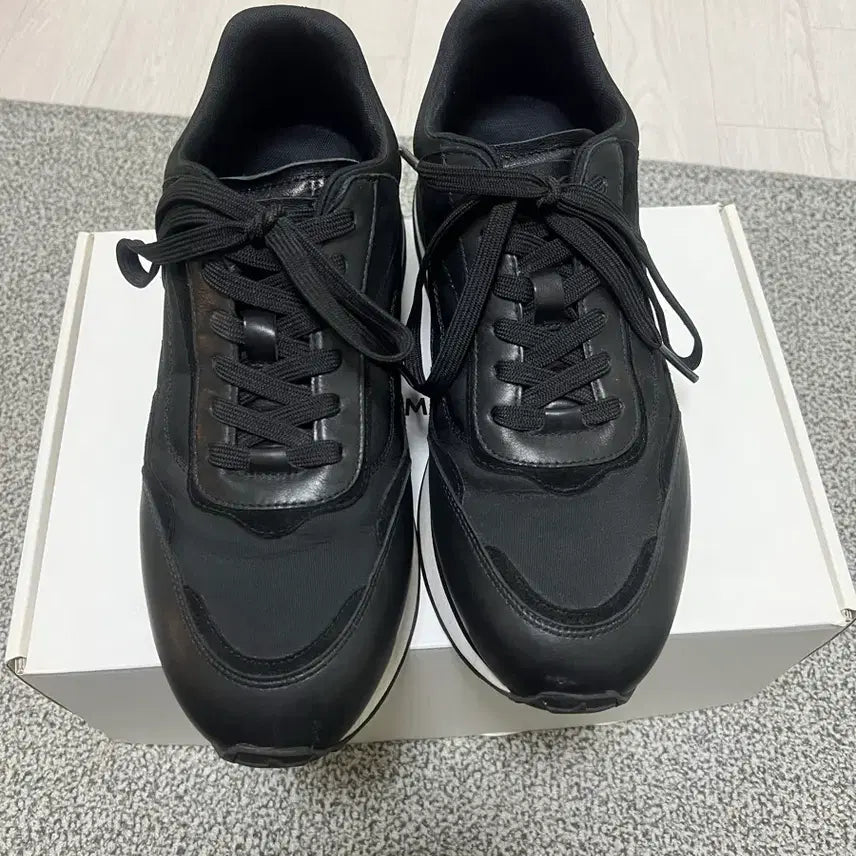 [BUNJANG] SUECOMMA BONNIE Wavy Sneakers (Black) / [270] 슈콤마보니 Unisex_Wavy sneakers(black)