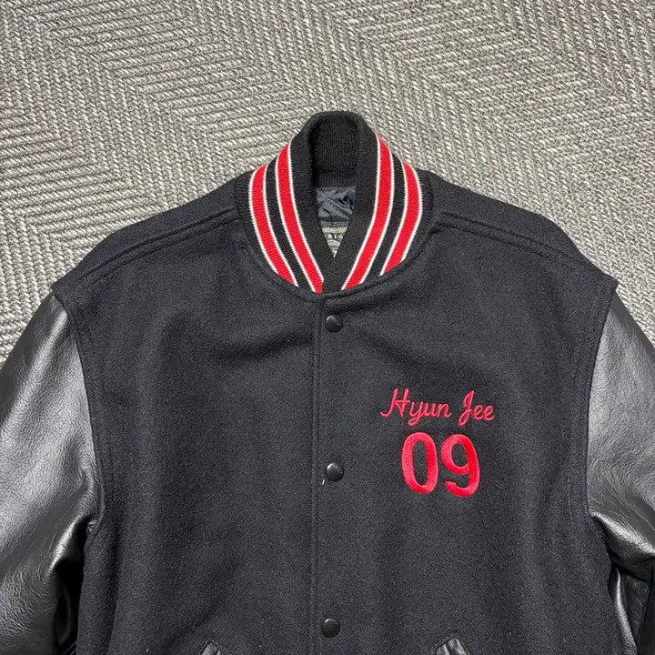 [SOLD OUT] USA 미제 HOLLOWAY 바시티 자켓(S)